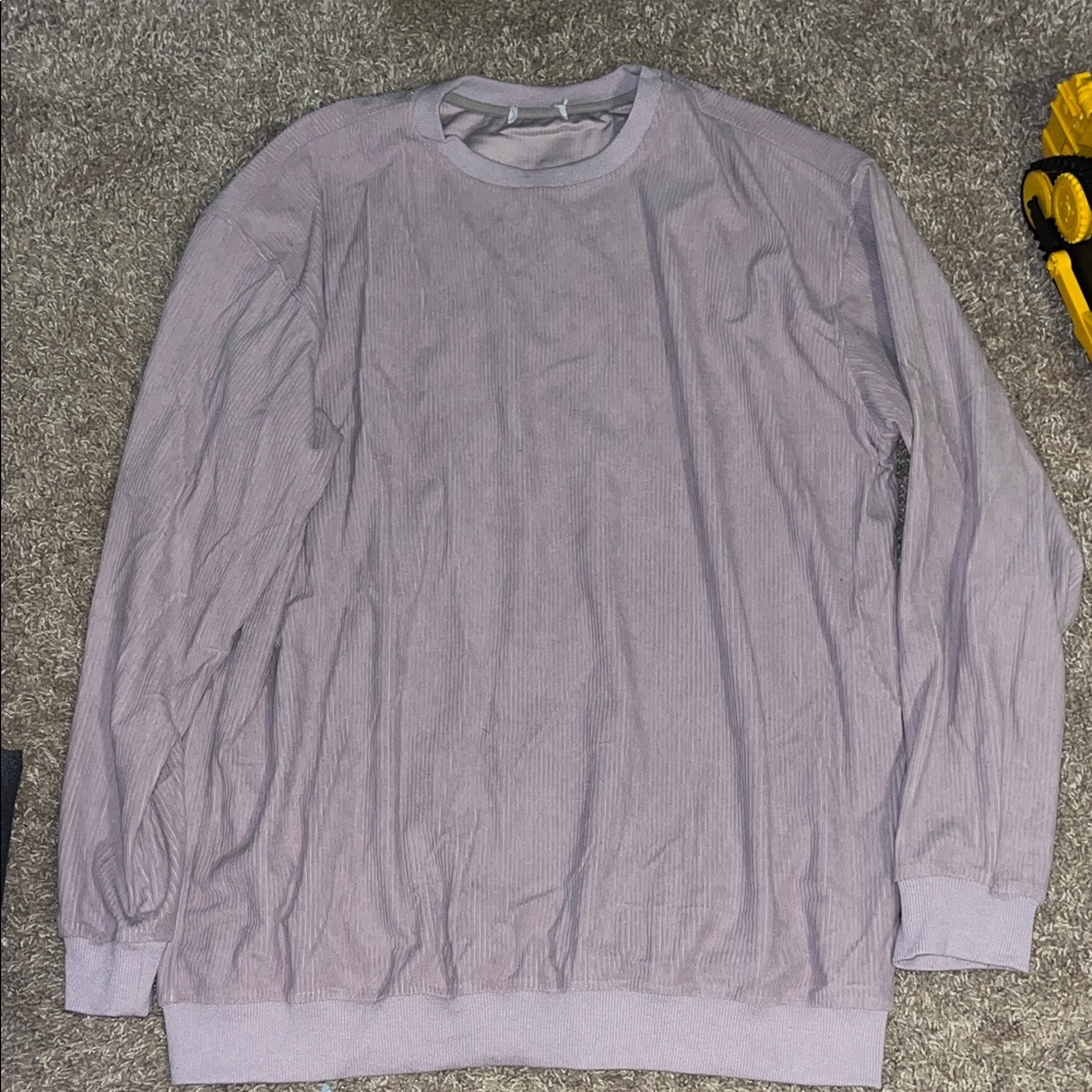 Women’s Lavender Long-Sleeve Crewneck Sweater
